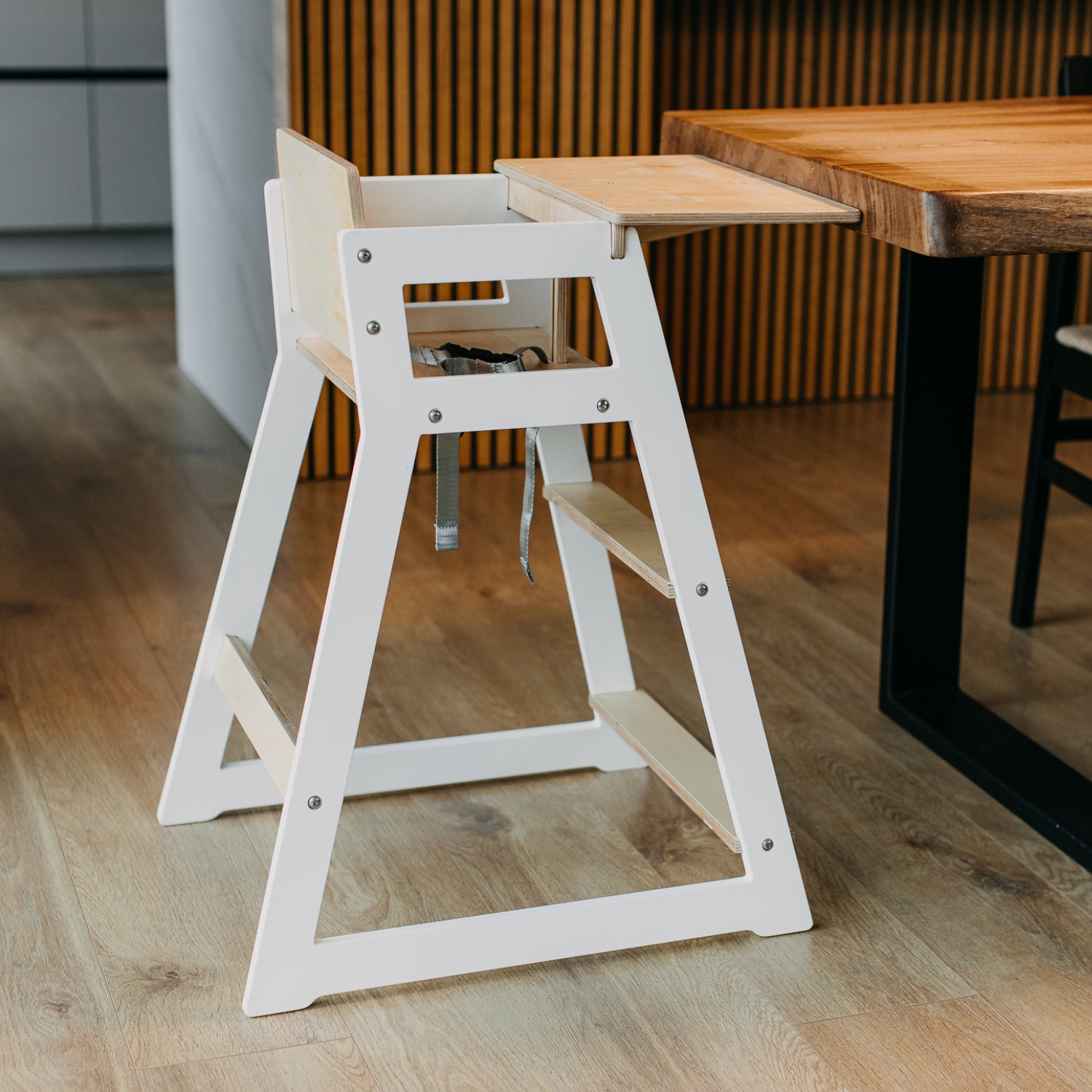 Duck Woodworks Highchair - Duck Woodworks