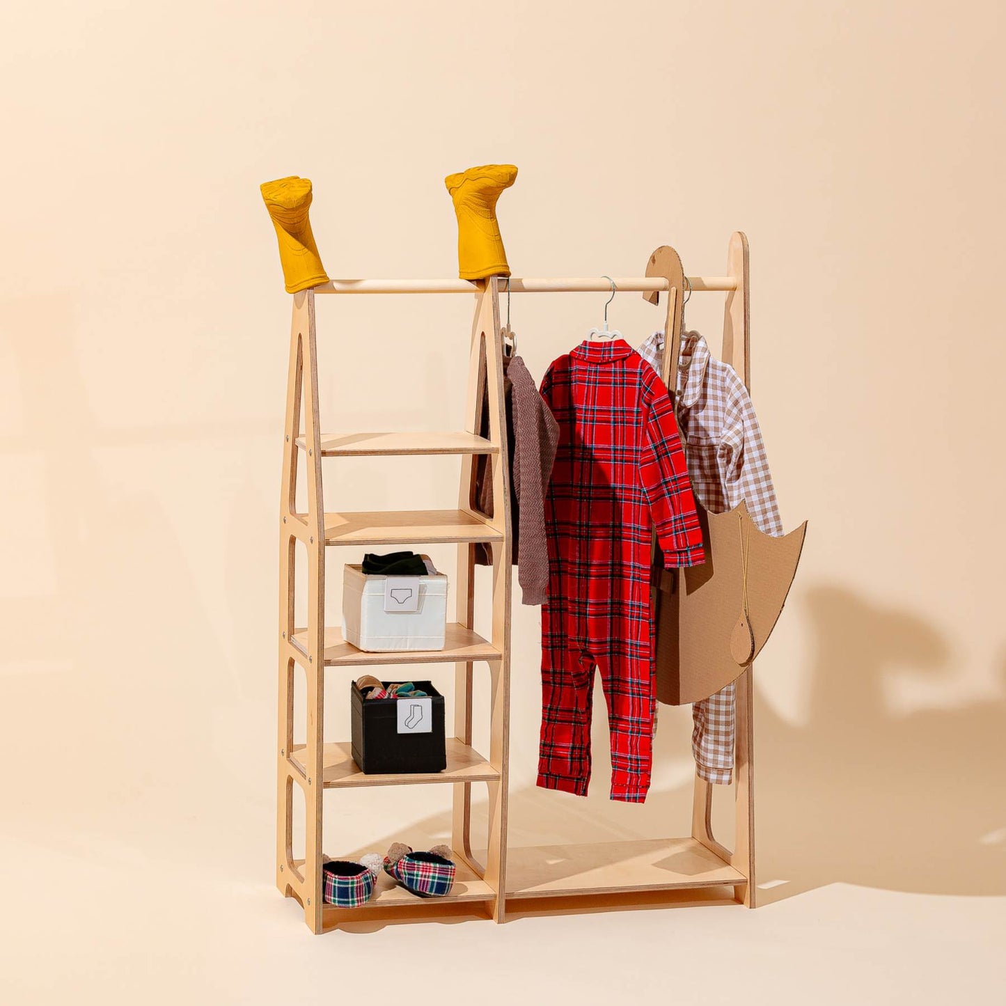 Clothing Rack with shelves on the side - Duck Woodworks