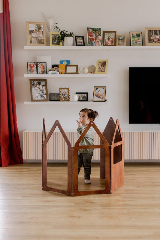 ZigZag house | Honey glaze - Duck Woodworks