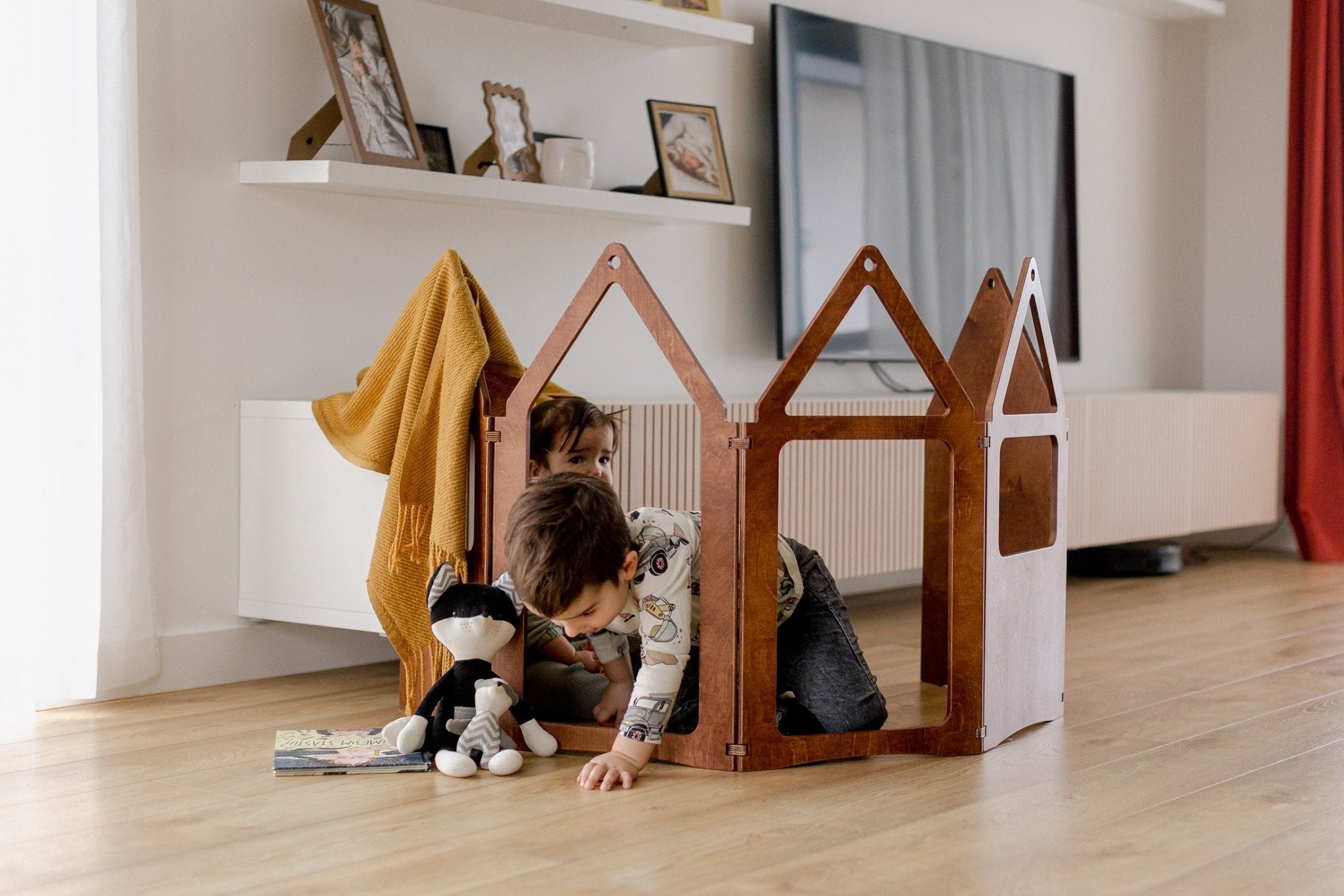 ZigZag house | Honey glaze - Duck Woodworks